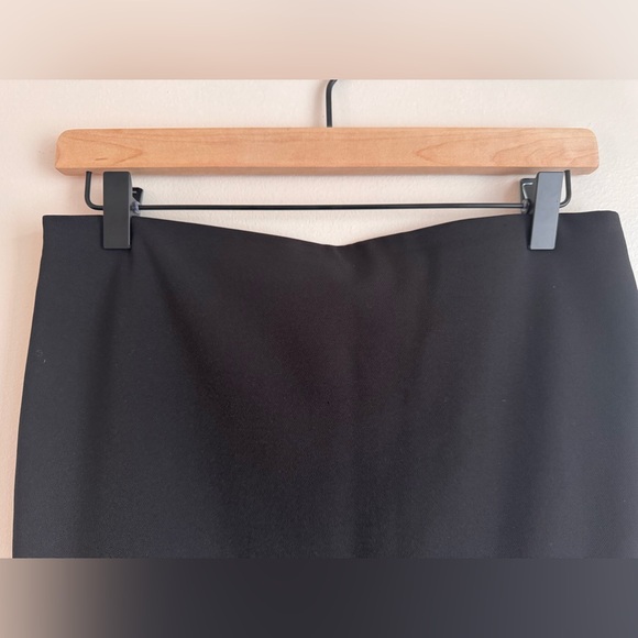 Express High Waist Pencil Skirt with Back Slit - Black - Picture 2 of 8